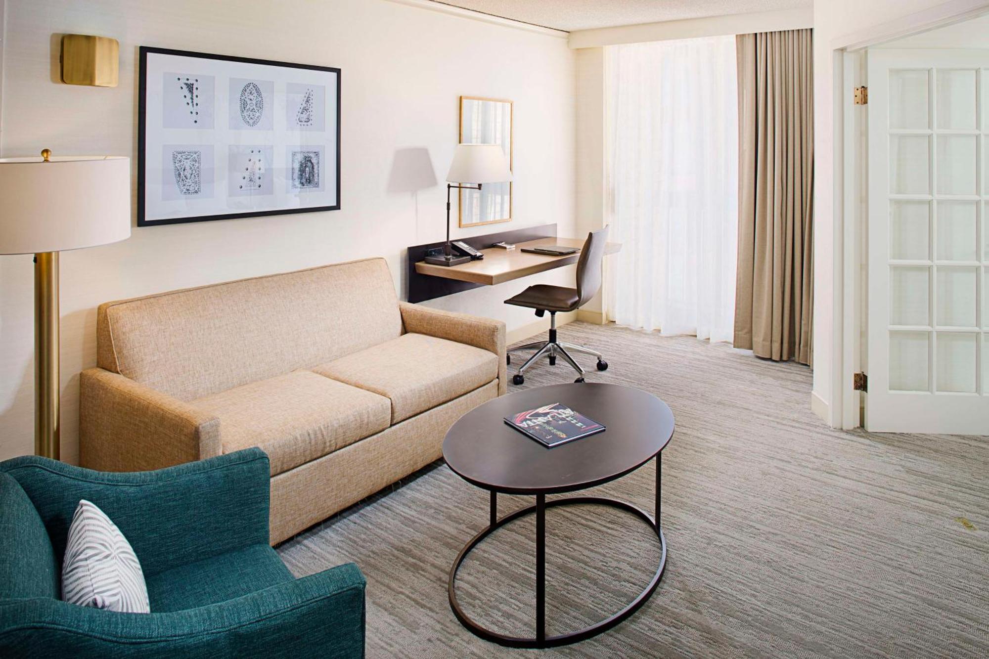 ฮิลตัน สวีท แอตแลนตา-เพอริมิเตอร์ Hotel แซนดีสปริงส์ ภายนอก รูปภาพ