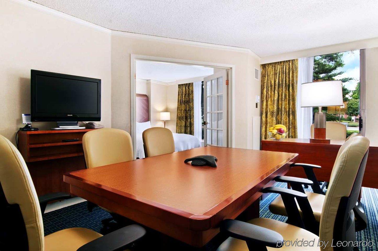 ฮิลตัน สวีท แอตแลนตา-เพอริมิเตอร์ Hotel แซนดีสปริงส์ ห้อง รูปภาพ